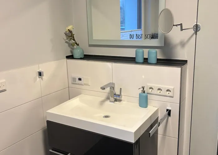 Pyramideneiche Detmold/berlebeck, Naturnah Detmold